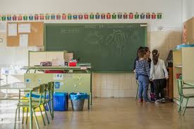 Aragón mantiene 24 escuelas rurales de la provincia de Teruel con 6 o menos alumnos