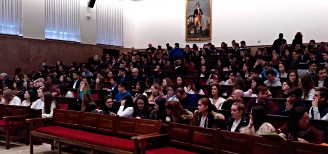 La oratoria y el debate entra en las aulas aragonesas