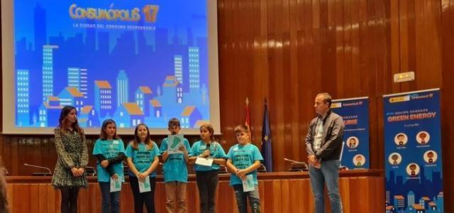 El equipo “Ambelericos” del CRA La Huecha recibe el premio Consumópolis en el Ministerio de Consumo