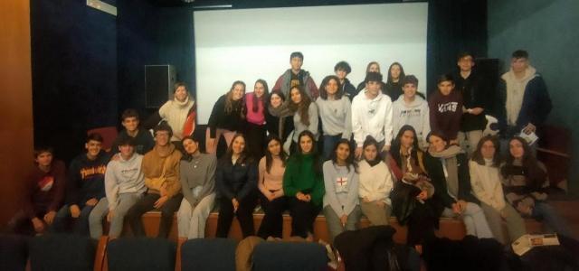 El Colegio “Romareda”, de Zaragoza, disfruta en “Un día de cine” de ‘Une journée de cinéma’.