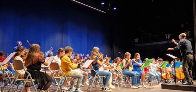 El CEIP “Pilar Bayona” celebra un Concierto de Conjuntos Instrumentales en el Auditorio Municipal de Cuarte