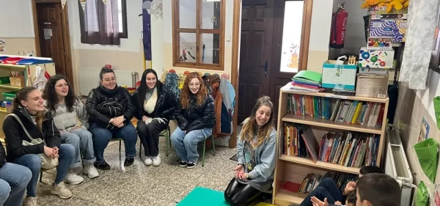 El CRA “Pórtico de Aragón” recibe a futuros docentes para que conozcan un CRA