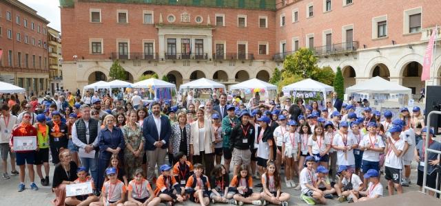 «Aprendiendo a emprender» celebra su XV edición con los mercados de cooperativas escolares en Huesca, Teruel y Zaragoza